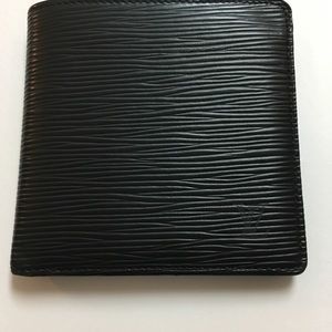 Louis Vuitton Wallet-Authentic